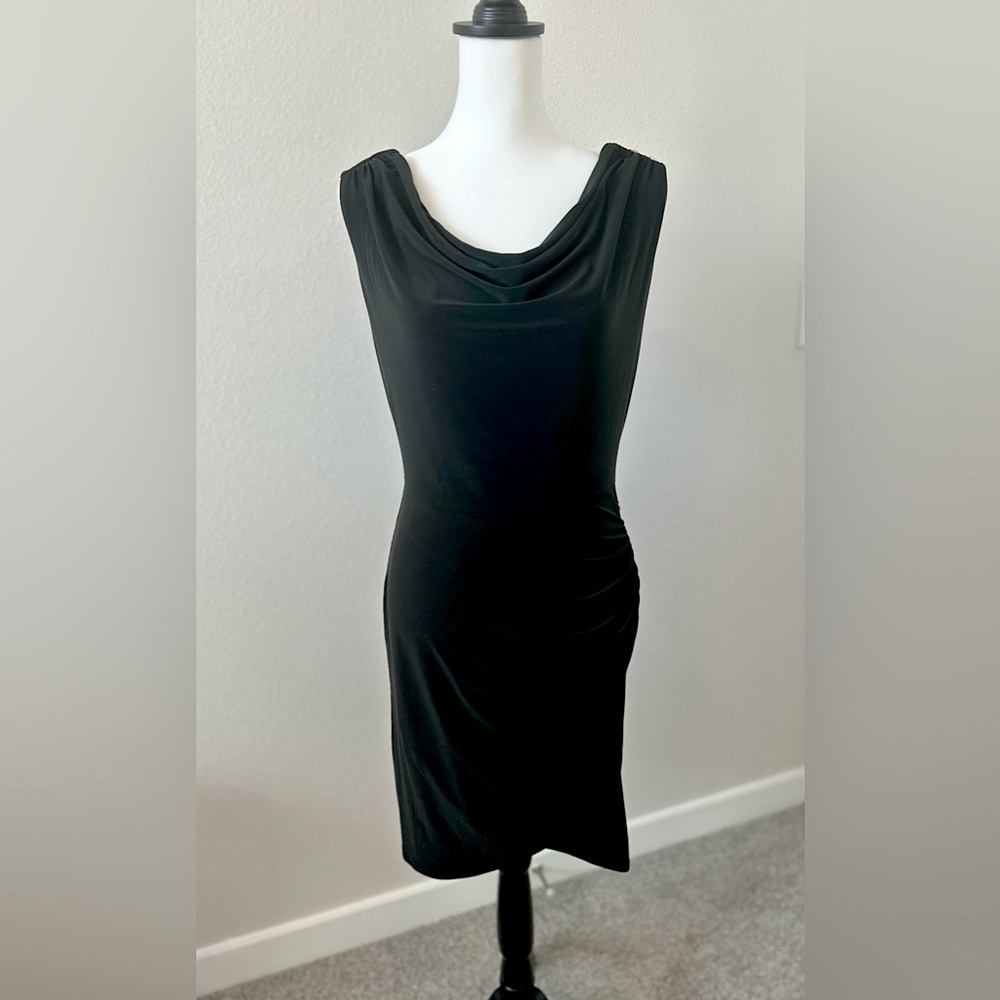 New WHBM Black Shirred Button Detail Dress LBD-Size 4 🔥NWT!